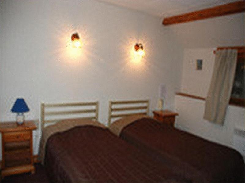 Logis - Auberge Du Colombier Guines Exterior photo